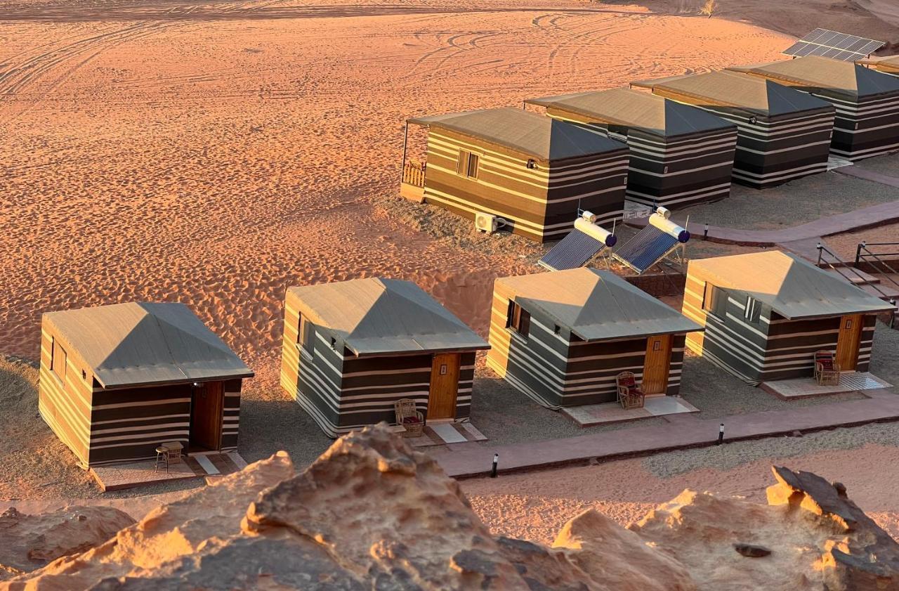 Wadi Rum Eagle Luxury Camp Hotel Ngoại thất bức ảnh