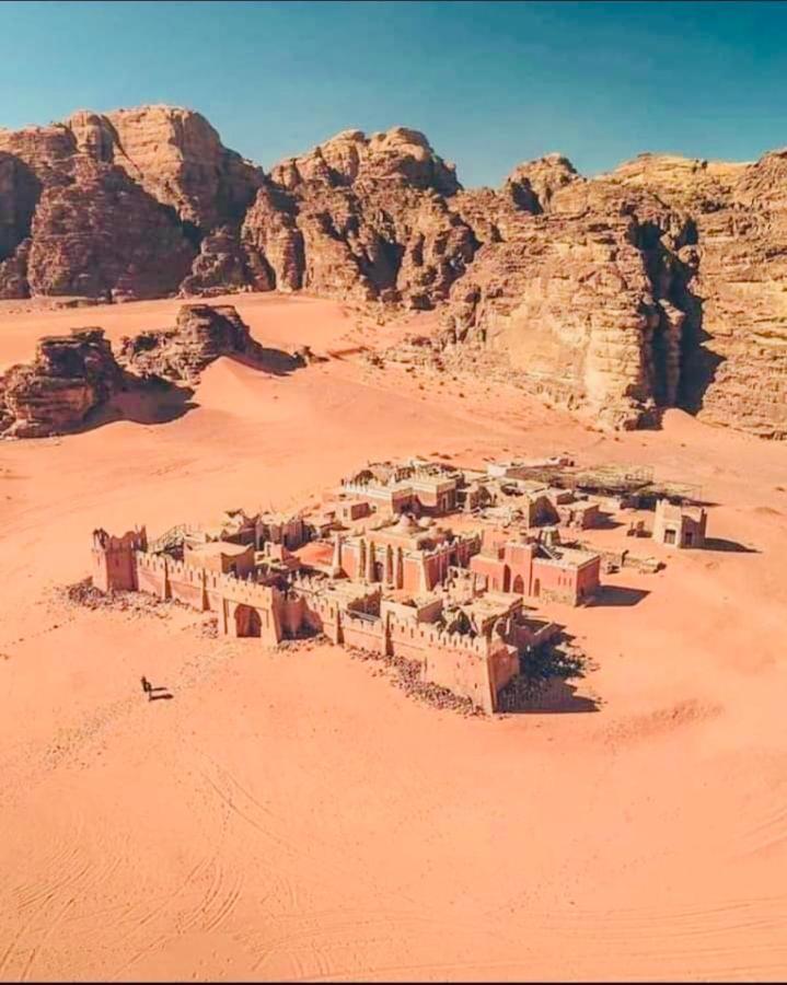 Wadi Rum Eagle Luxury Camp Hotel Ngoại thất bức ảnh