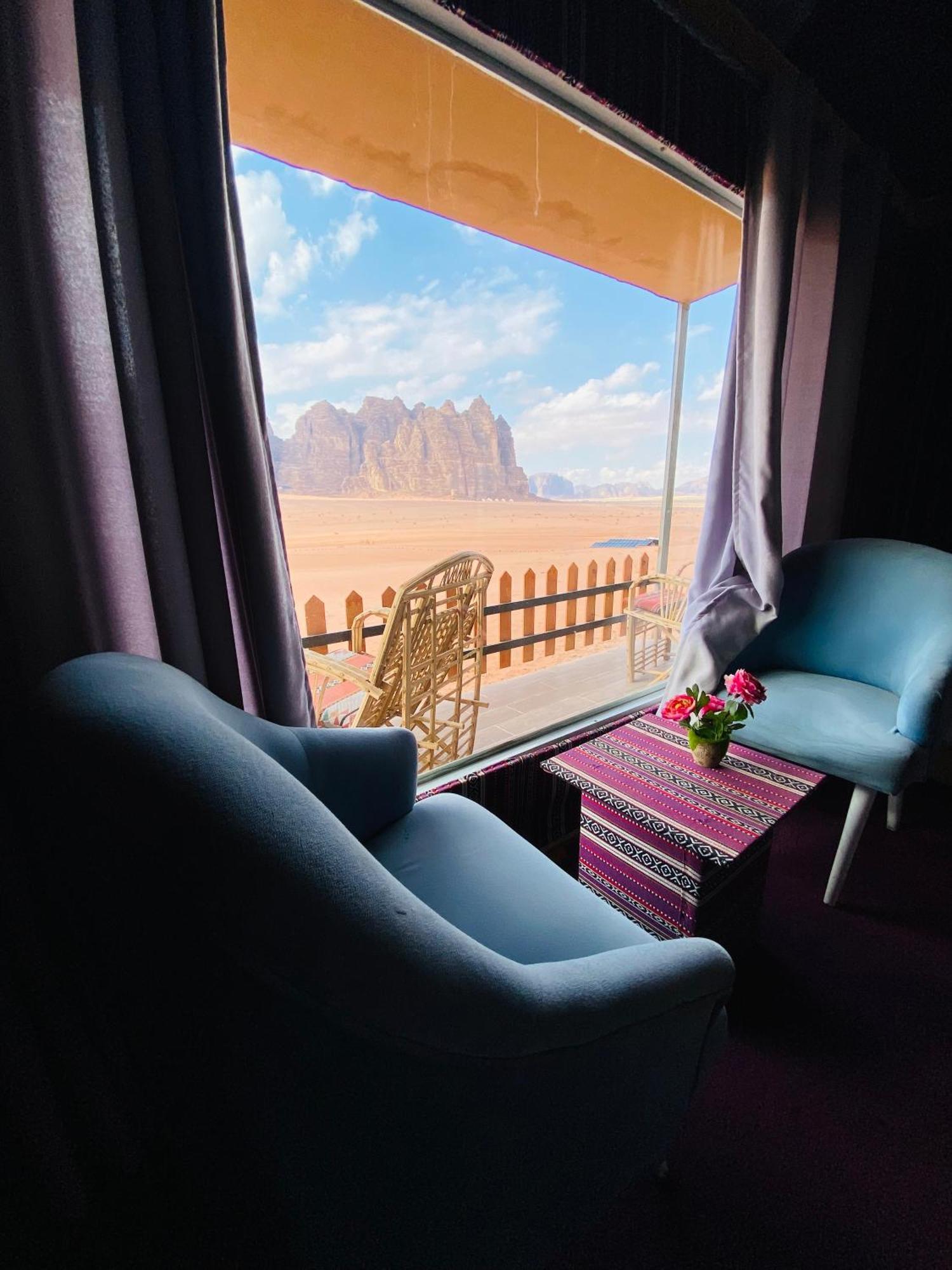 Wadi Rum Eagle Luxury Camp Hotel Ngoại thất bức ảnh